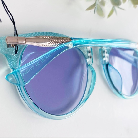 Blue Cat Eye Sunglasses 400 UV - Picture 4 of 5